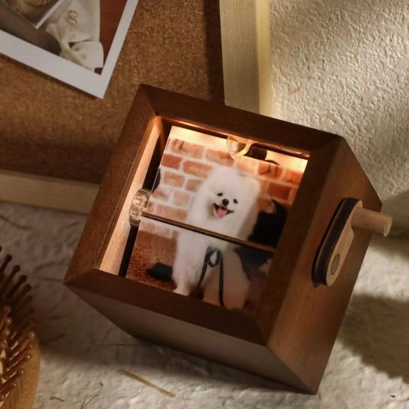🔥Custom Crank Photo Box-Flash Sale-The can’t-miss gift