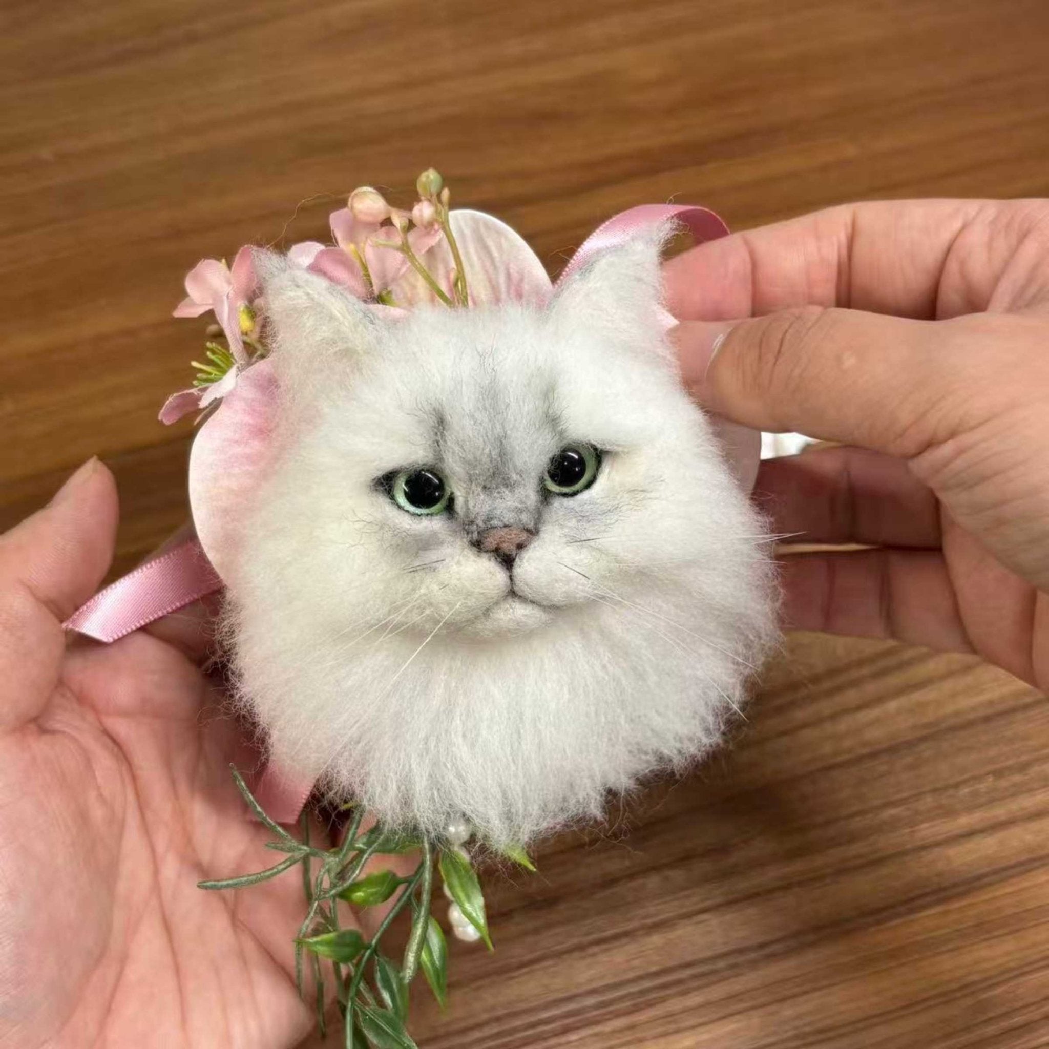 Custom Needle - Felt Pet Portrait Brooch — 3D Wool Head - Holdmypawart